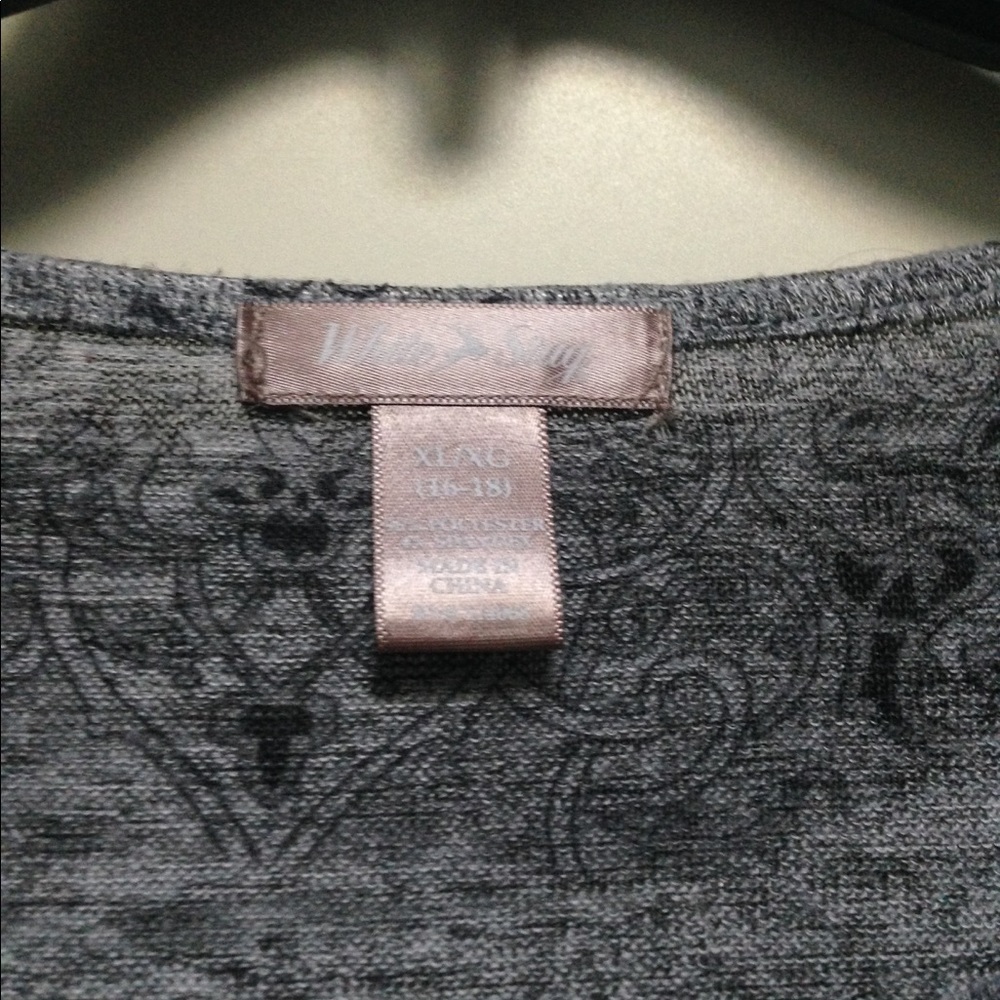 Blouse - Picture 3 of 3